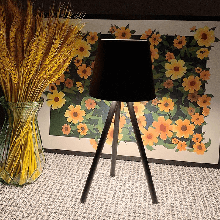 Mosrugs | BrightNest - Contemporary Lamp with Flexible Stand