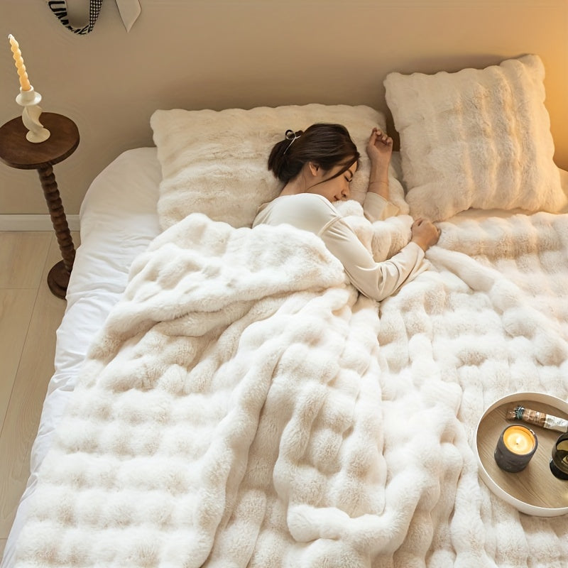 Mosrugs | FleeceHaven - Luxuriously Soft Bubble Fleece Blanket for Relaxing
