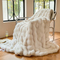 Mosrugs | FleeceHaven - Luxuriously Soft Bubble Fleece Blanket for Relaxing
