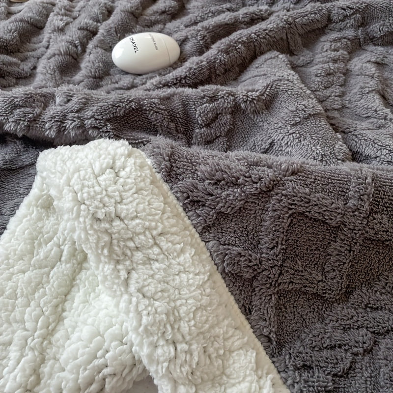 Mosrugs | CozyNest - Reversible Fleece Blanket for Fall and Winter