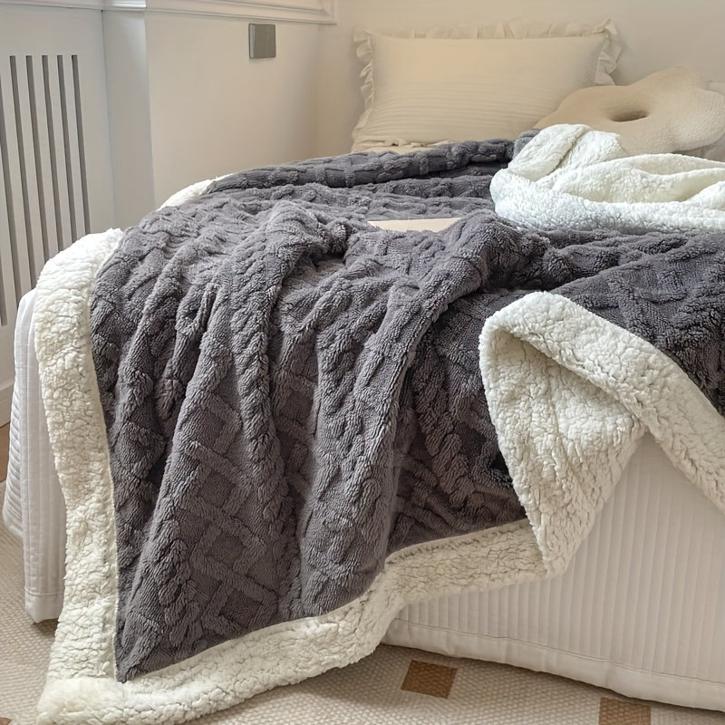 Mosrugs | CozyNest - Reversible Fleece Blanket for Fall and Winter