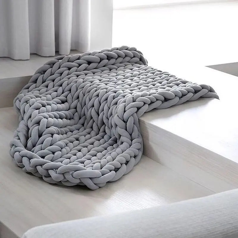 Mosrugs | Chunky Knit Handmade Weighted Throw – Ultra-Cozy & Stylish Blanket