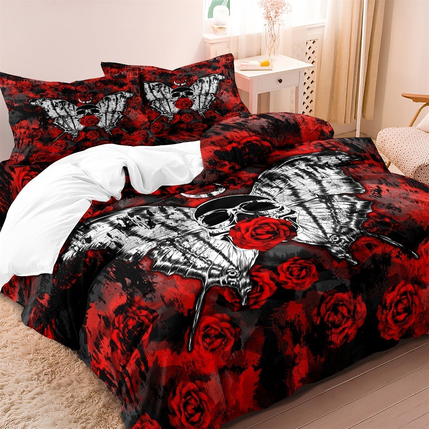 Mosrugs | GothicLuxe - Skull & Rose-Themed Bed Set