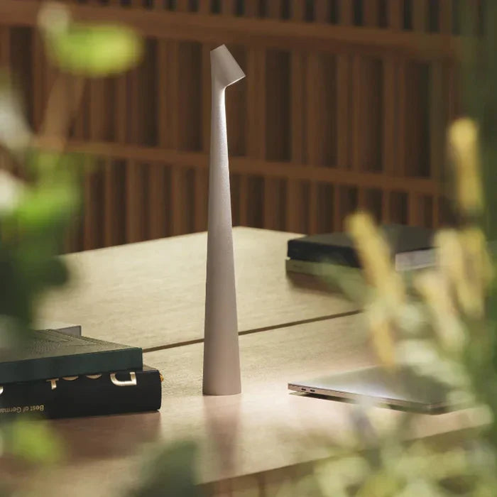 Mosrugs | LuminEssence Glow Sculpting Table Lamp