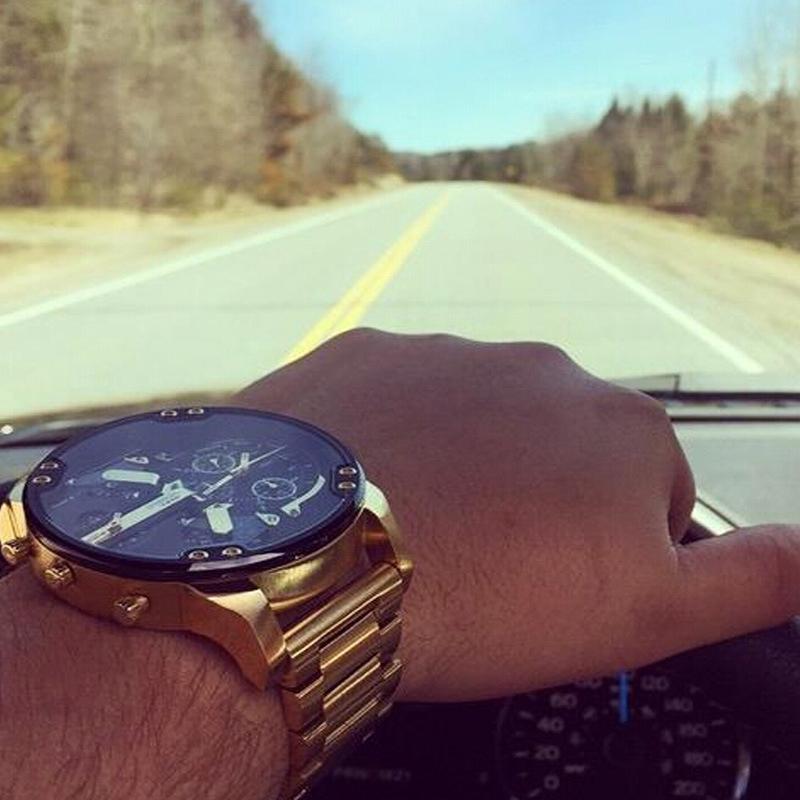 Mosrugs | Stainless Steel Chronograph Quartz Watch – Elegant Men’s Luxury Timepiece