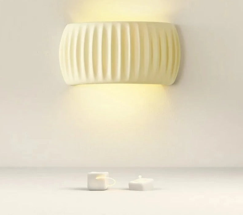 Mosrugs | ResinGlow - Artistic Resin Wall Sconce