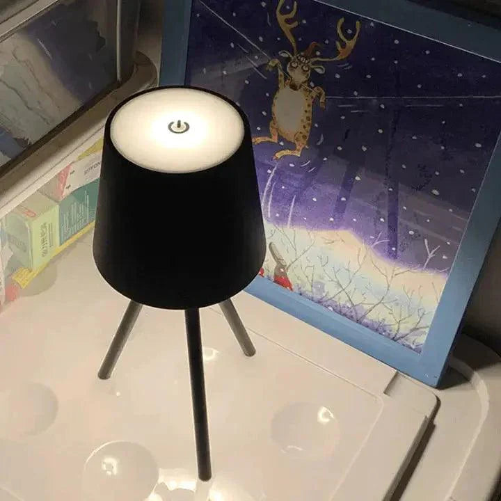 Mosrugs | LumaStand - Sleek Tripod Table Light
