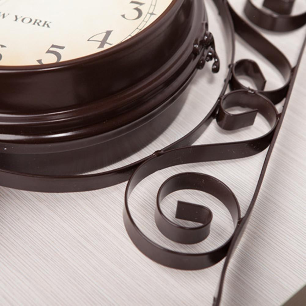 Mosrugs | UrbanRetro - New Yorker Vintage Wall Clock