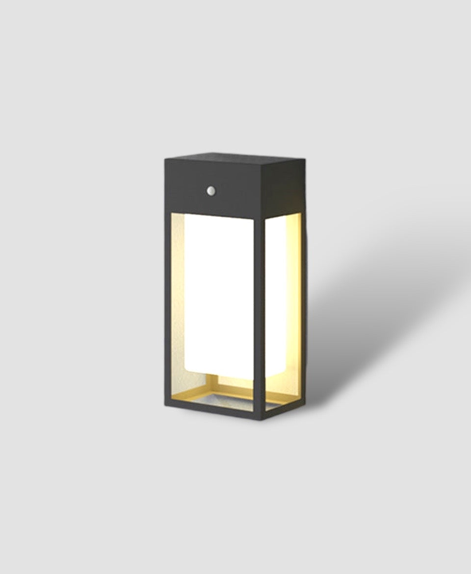 Mosrugs | SolarAura – Smart Solar Wall Lamp for the Garden