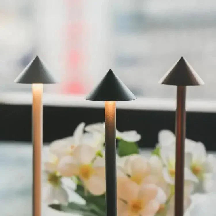 Mosrugs | BeamLuxe - Sleek Wireless Table Light