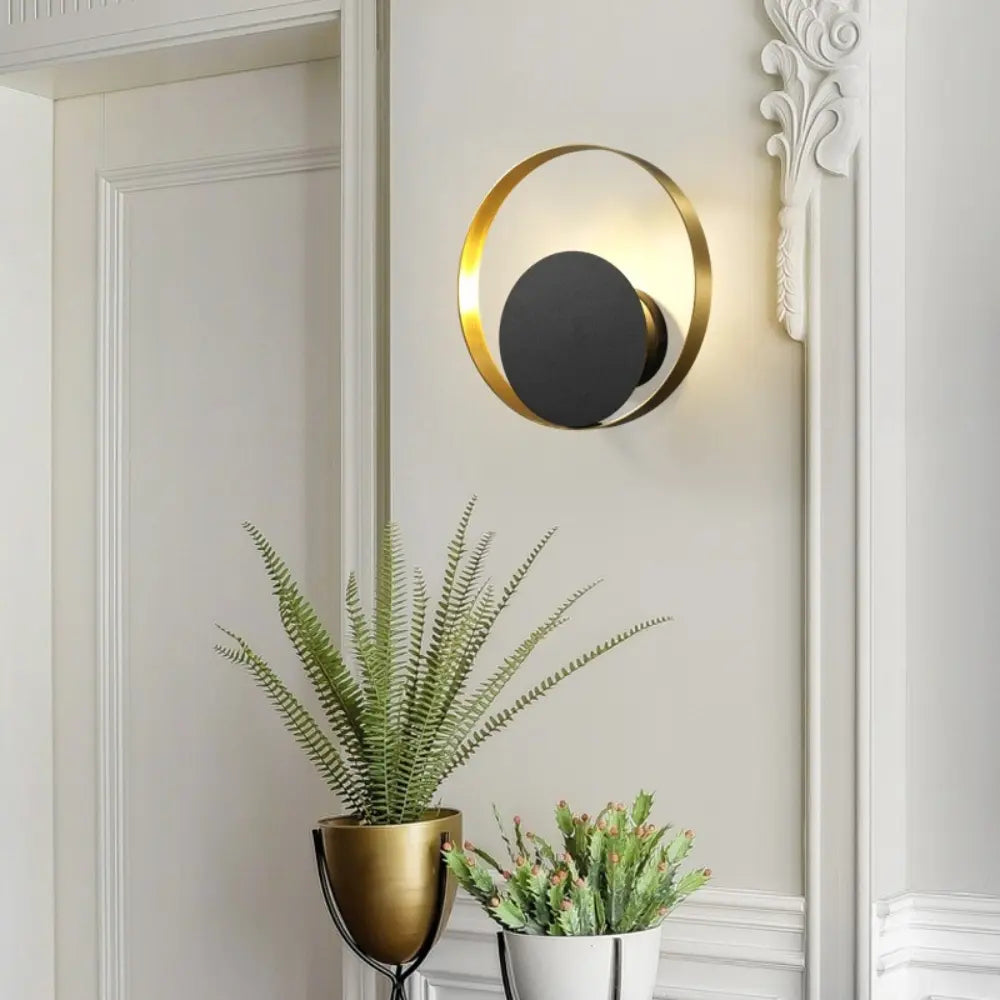 Mosrugs | HaloBright - Elegant Wall Lamp