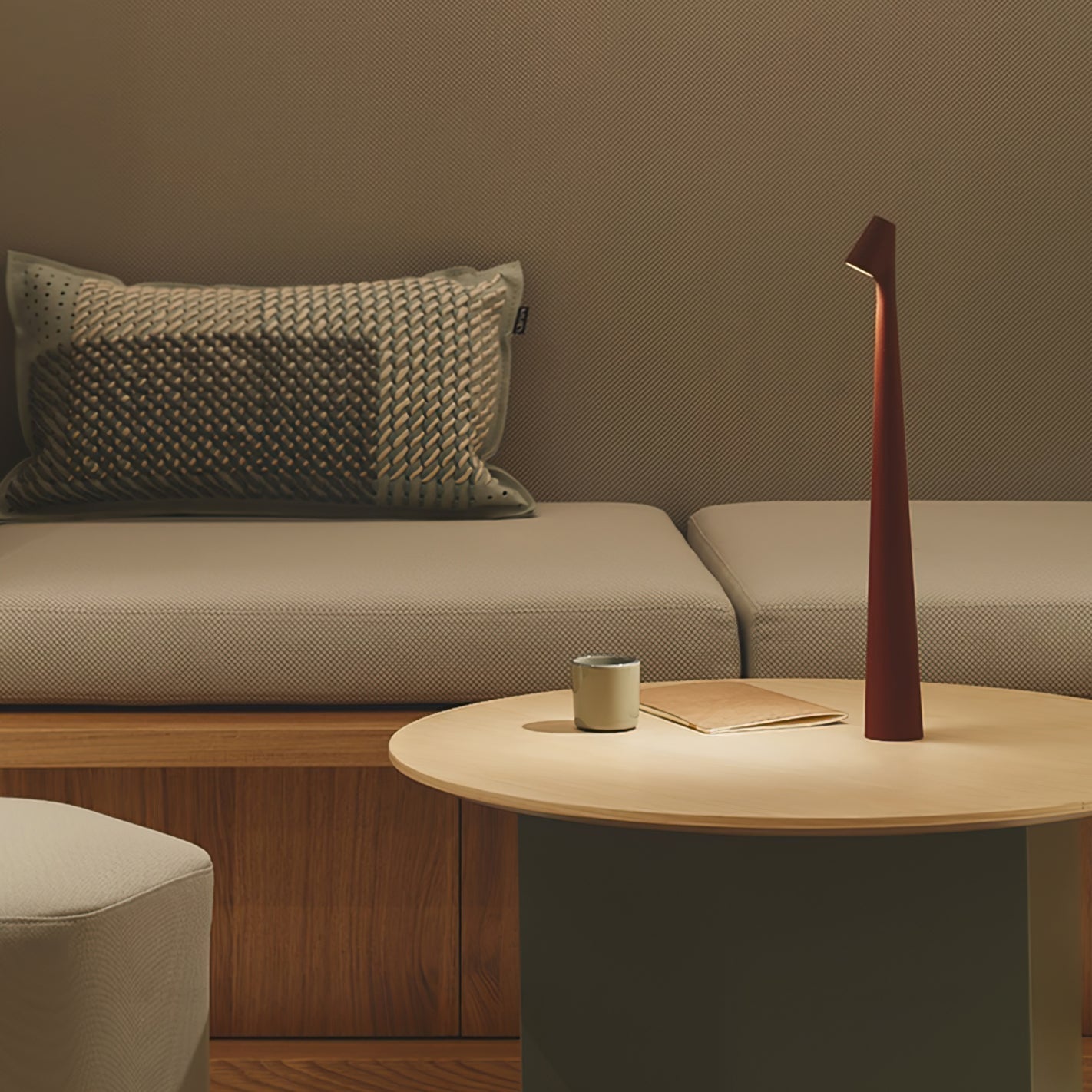 Mosrugs | EcoLight – Energy-Efficient Rechargeable Desk Lamp