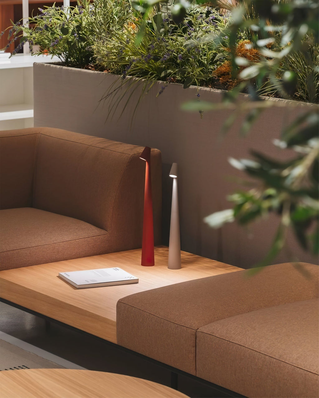 Mosrugs | EcoLight – Energy-Efficient Rechargeable Desk Lamp