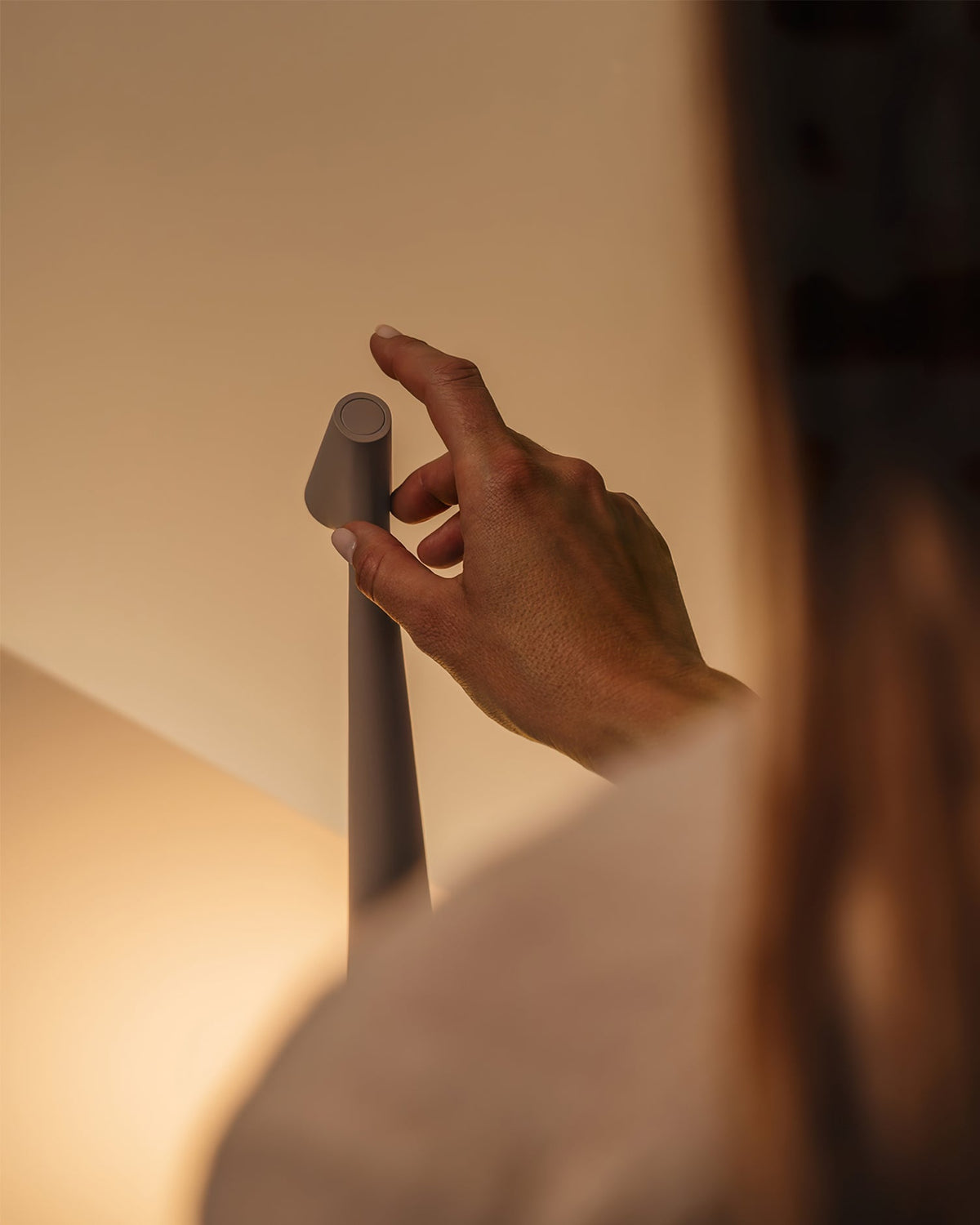 Mosrugs | EcoLight – Energy-Efficient Rechargeable Desk Lamp