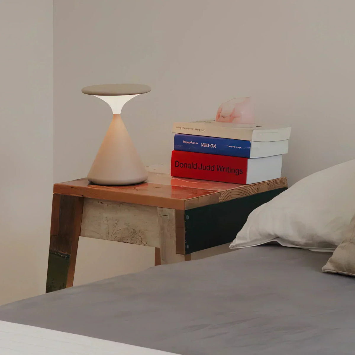 Mosrugs | ZenLume - Soothing Hourglass Desk Light