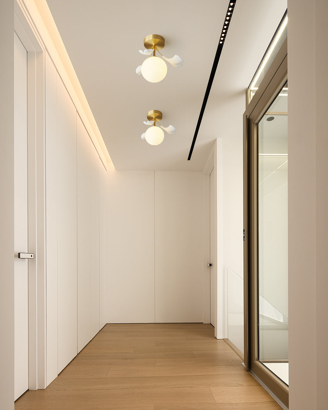 Mosrugs | GingkoLuxe - Earthy Ceiling Illumination