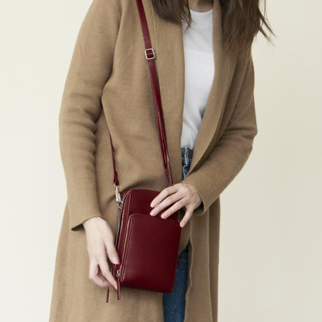 Mosrugs | Triple Secure Leather Phone Purse: Elegance Meets Practicality