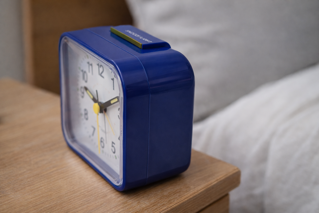 Mosrugs | Silent & Peaceful Alarm Clock – Non-Ticking, Gentle Wake-Up Light, Snooze Function