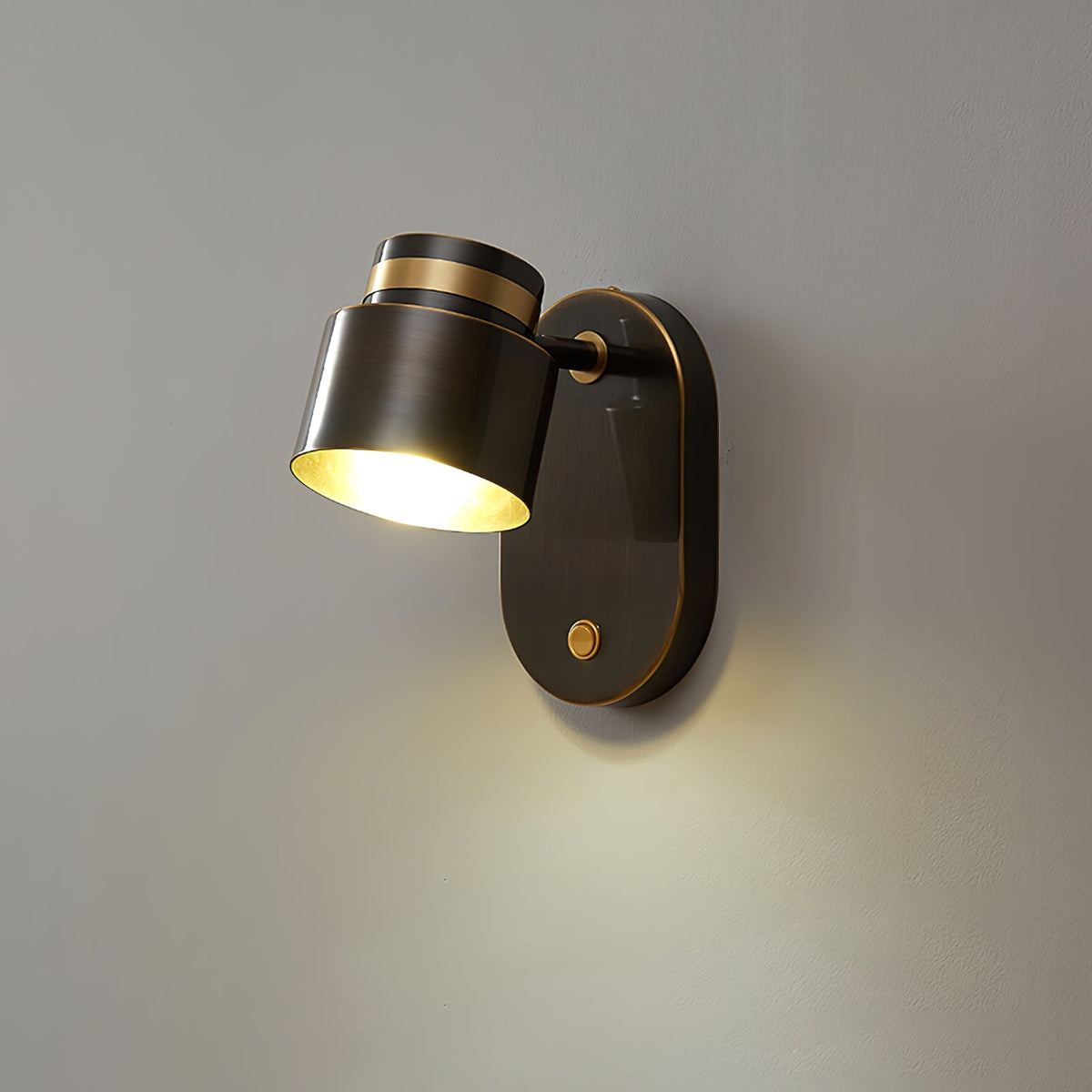 Mosrugs | ShadowGlow - Glossy Wall Sconce