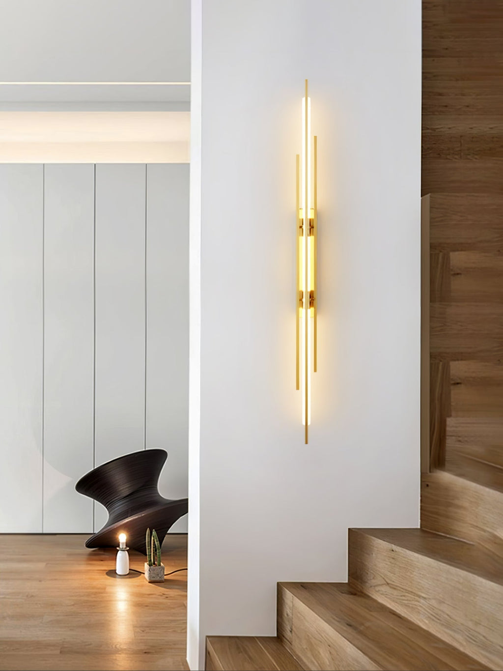 Mosrugs | LuxeAura – Opulent Gold Wall Light for Elegant Spaces