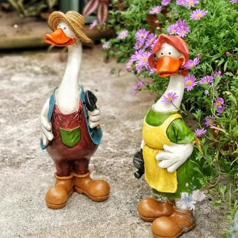 Mosrugs | Hand-Painted Duck Couple Garden Ornaments – Elegant Resin Duck Statues for Outdoor & Indoor Decor