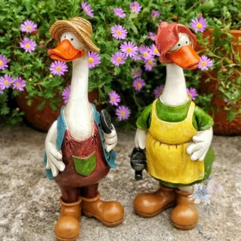 Mosrugs | Hand-Painted Duck Couple Garden Ornaments – Elegant Resin Duck Statues for Outdoor & Indoor Decor