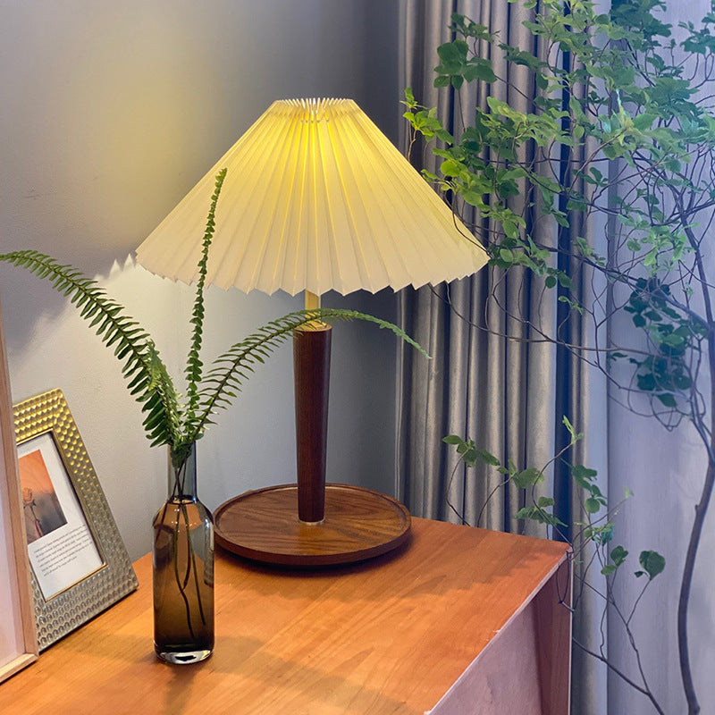 Mosrugs | GlowTimber - Classic Wooden Plissé Lamp