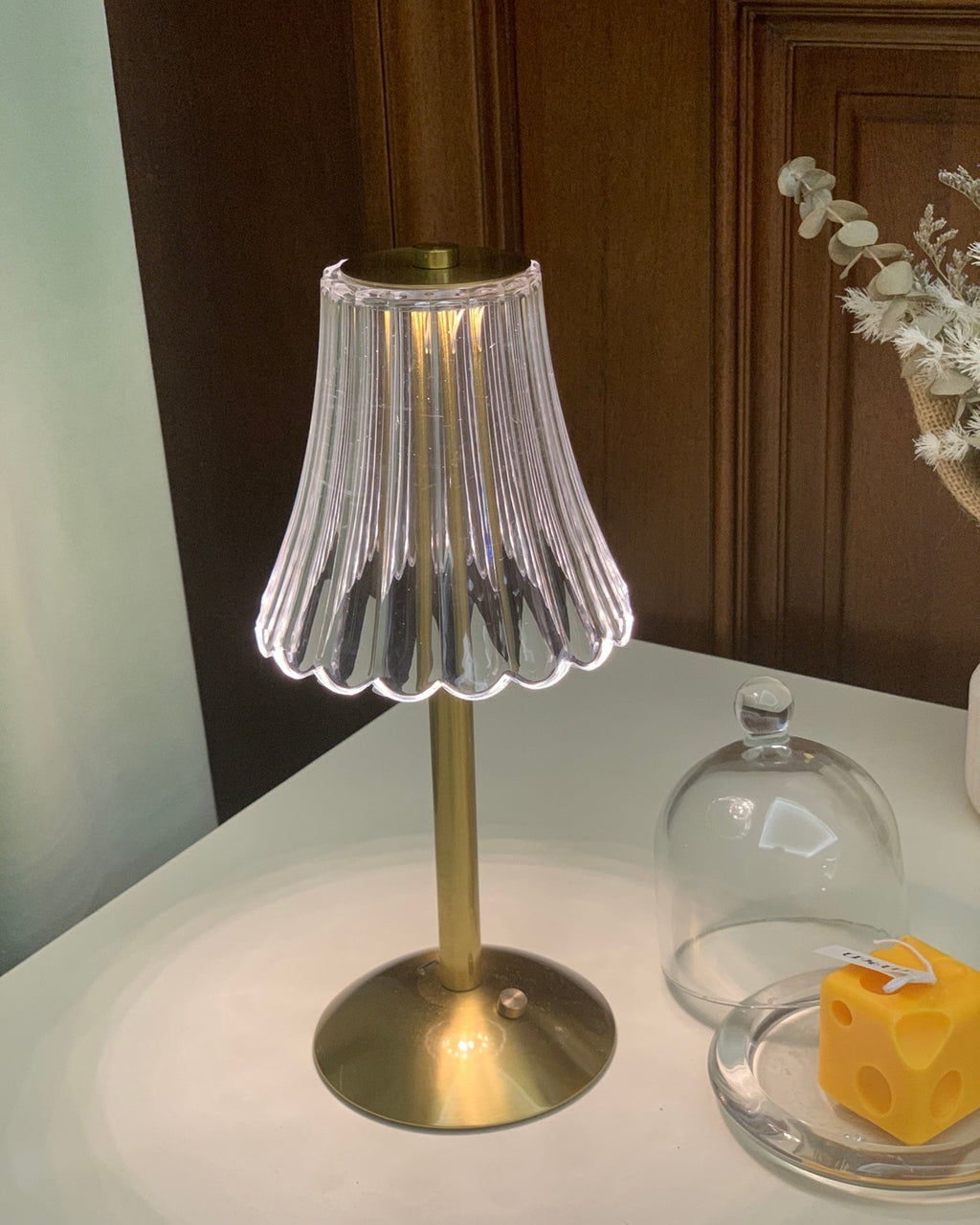 Mosrugs | RadiantGold – Elegant Portable Table Lamp