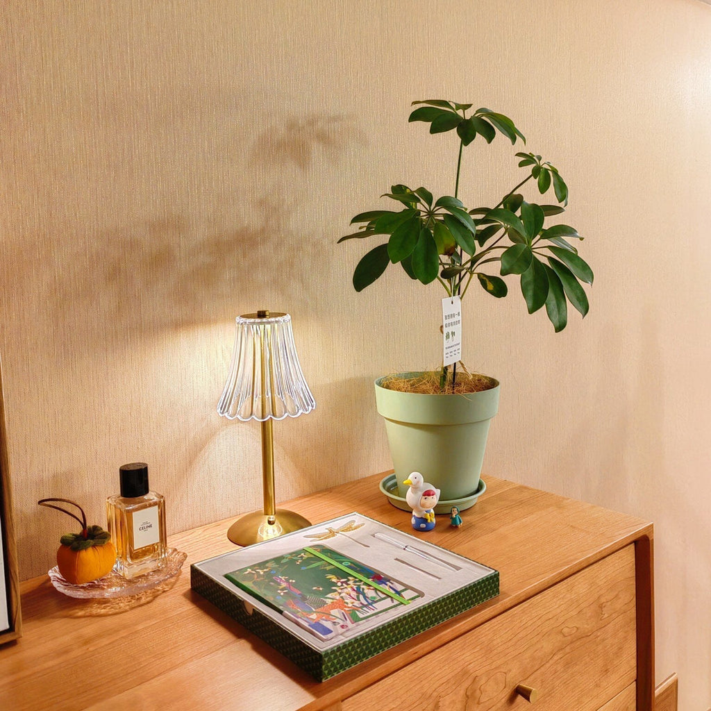 Mosrugs | RadiantGold – Elegant Portable Table Lamp