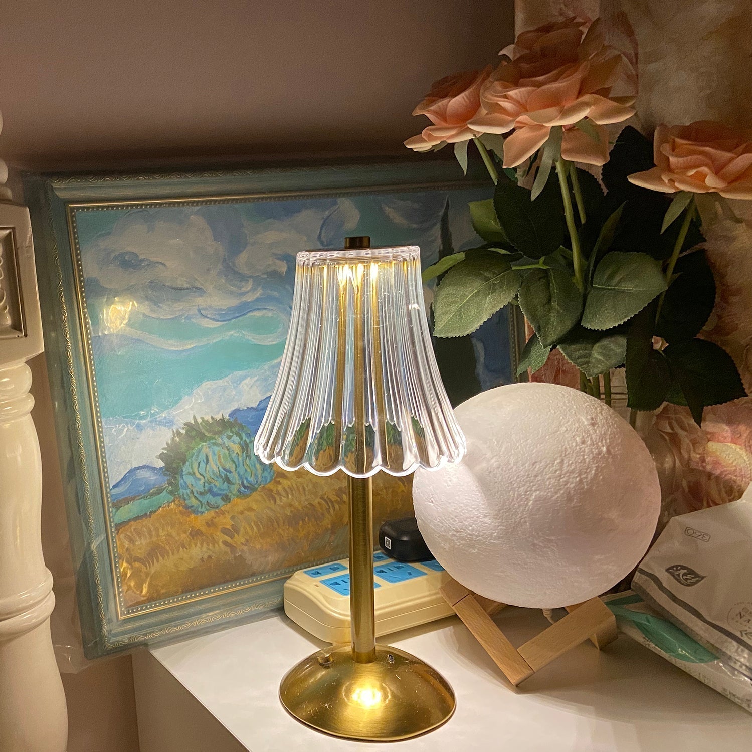 Mosrugs | RadiantGold – Elegant Portable Table Lamp