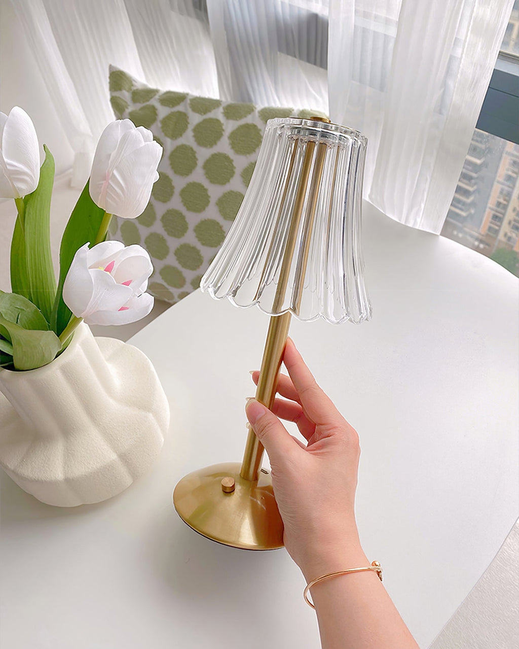 Mosrugs | RadiantGold – Elegant Portable Table Lamp