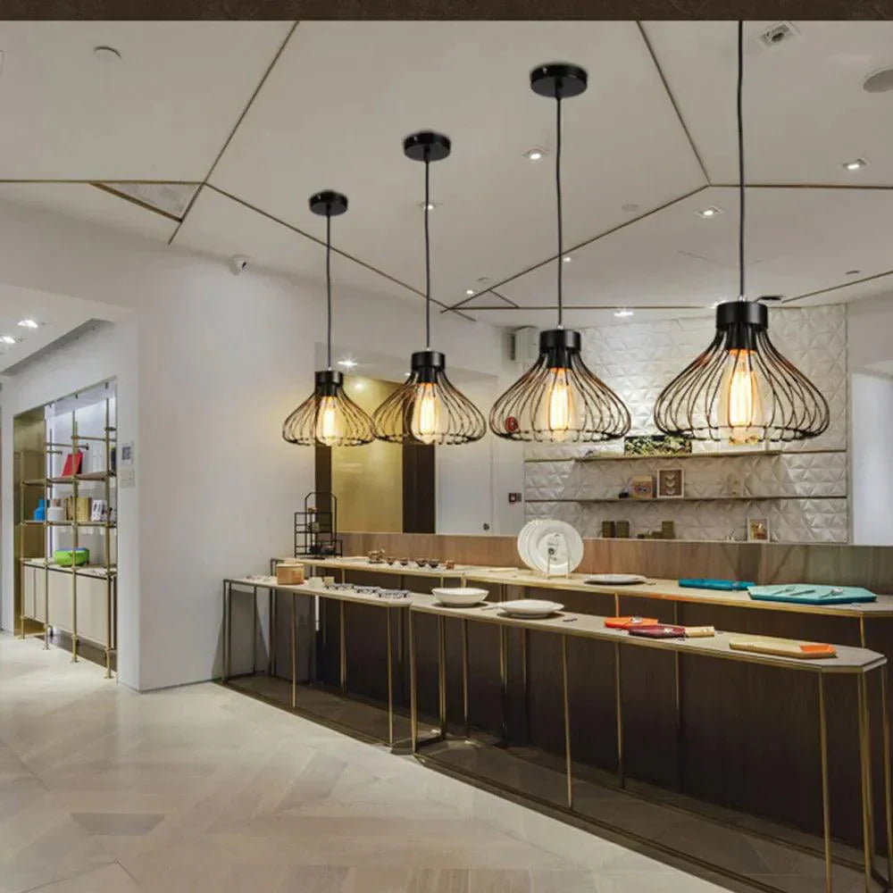 Mosrugs | UrbanMetal - Chic Industrial Pendant Lamp