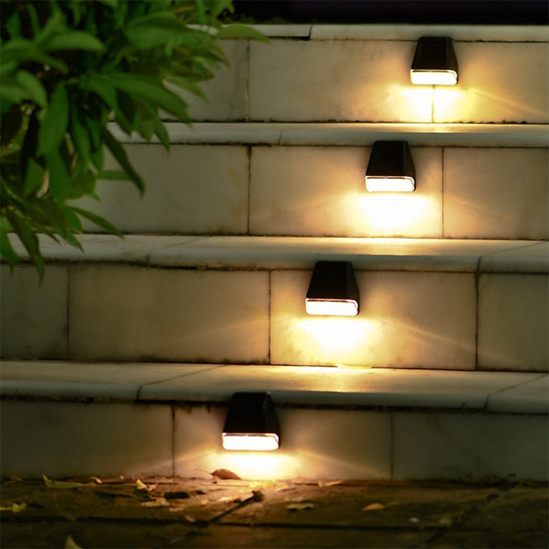 Mosrugs | SolarAura – Chic Solar Outdoor Light for a Warm Glow