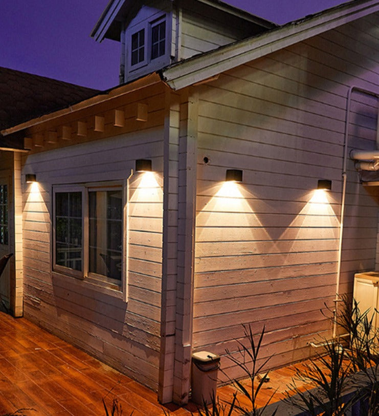 Mosrugs | GlowBeam – Elegant Outdoor Wall Lamp for Mood Lighting
