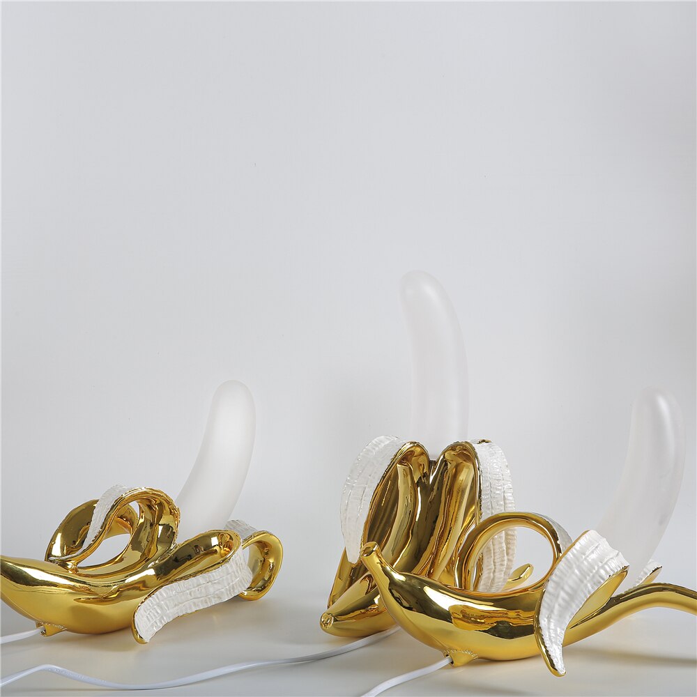 Mosrugs | GoldenBanana - Elegant Art Deco Table Lamp