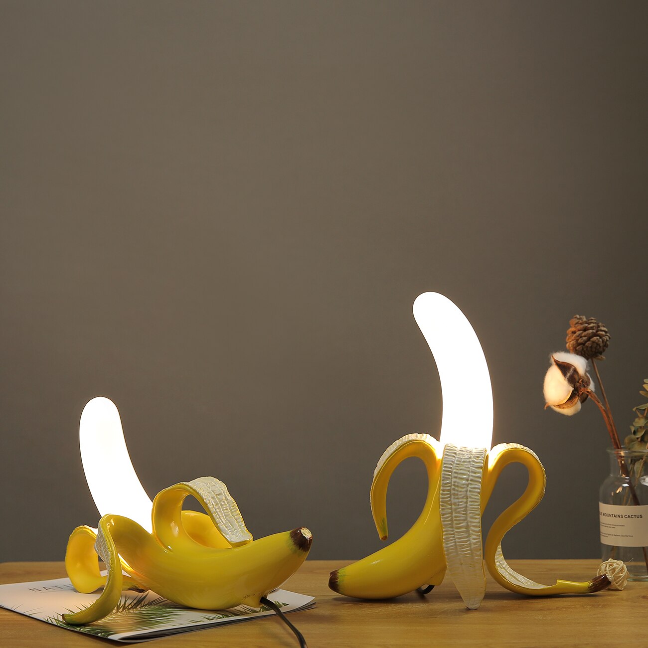 Mosrugs | GoldenBanana - Elegant Art Deco Table Lamp