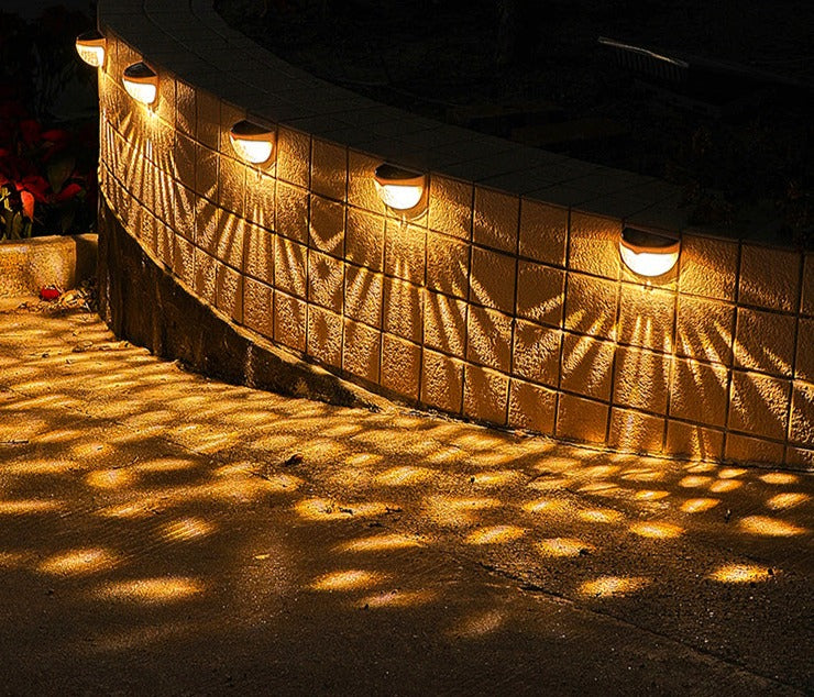 Mosrugs | NoirRay – Solar Wall Lamp with Elegant Modern Glow