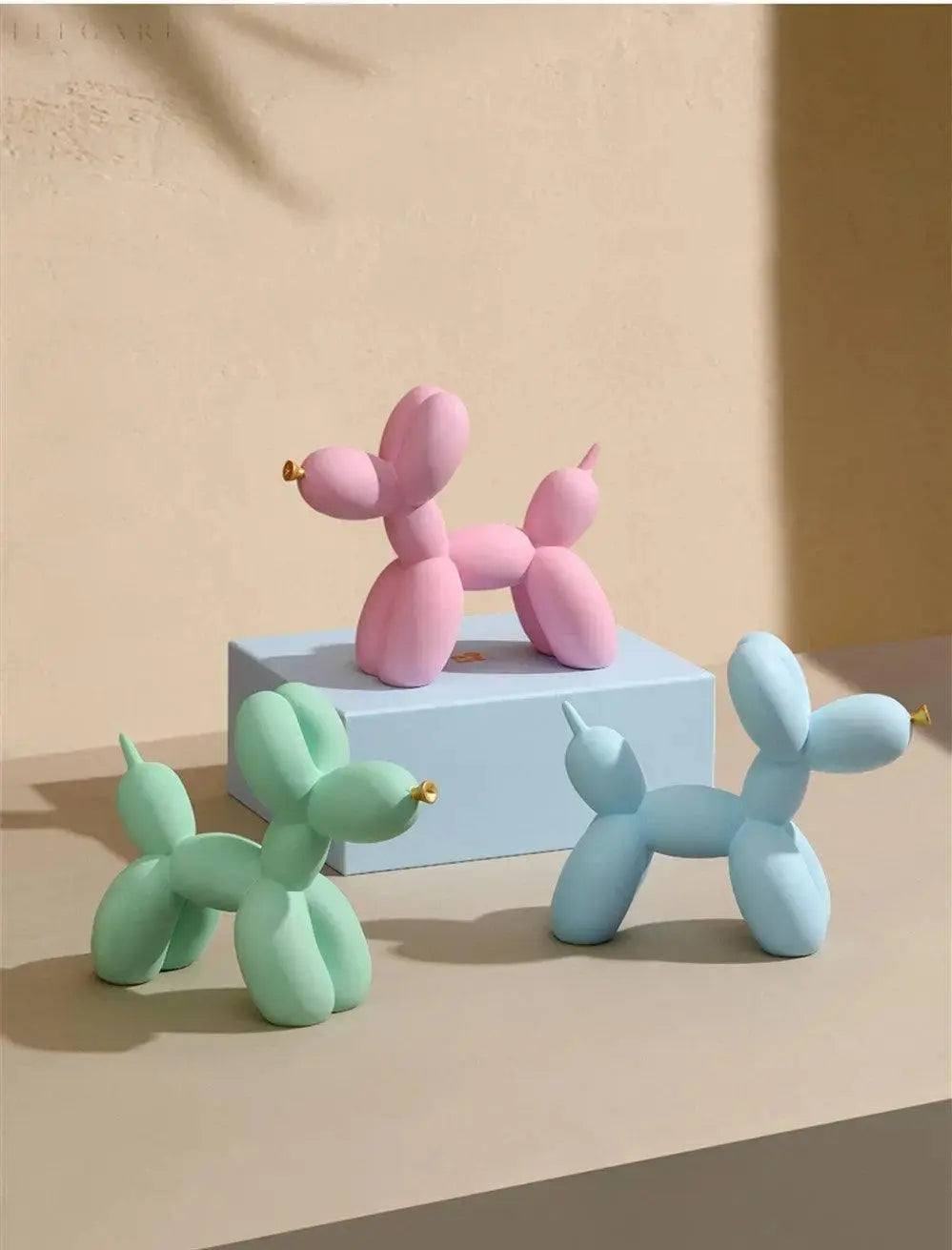 Mosrugs | PuffGlow - Golden Snout Balloon Sculpture