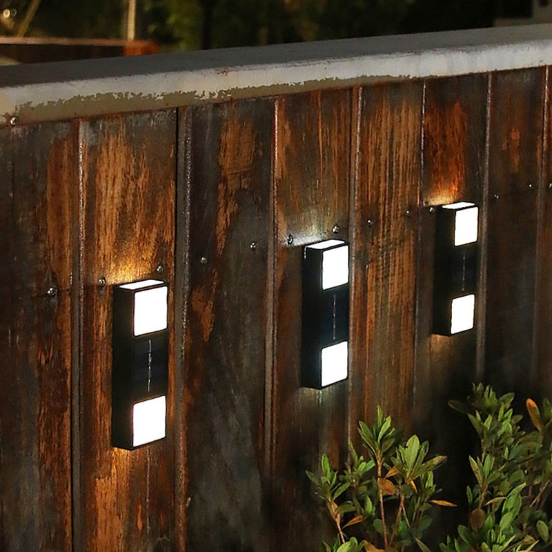Mosrugs | SunFence - Efficient Solar Garden Lamp