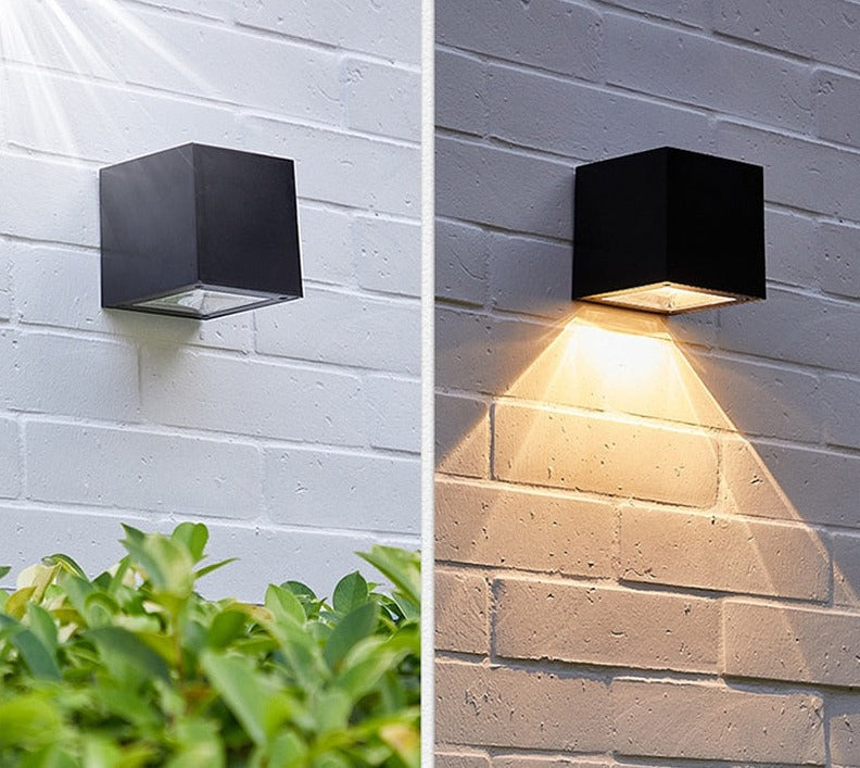 Mosrugs | GlowBeam – Elegant Outdoor Wall Lamp for Mood Lighting