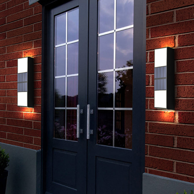 Mosrugs | SunFence - Efficient Solar Garden Lamp