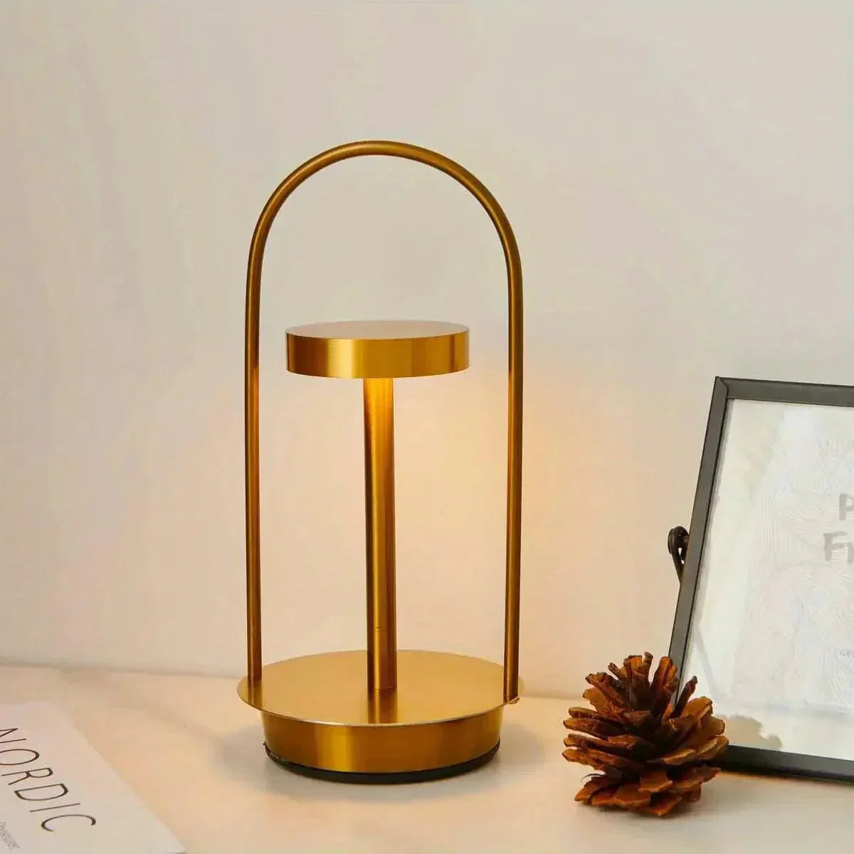 Mosrugs | GlowEra - Timeless Retro Table Lamp
