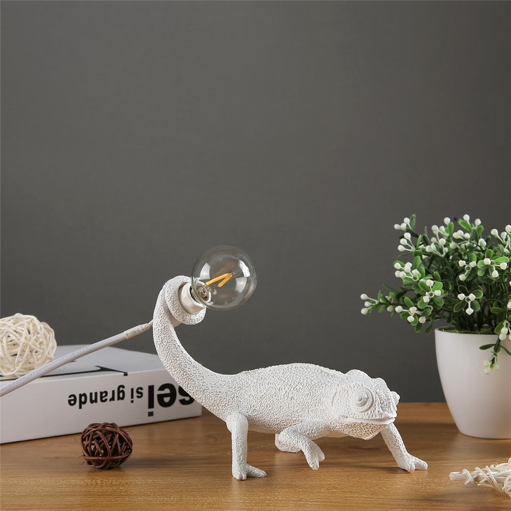 Mosrugs | GlowLizard - Resin Lizard Table Lamp