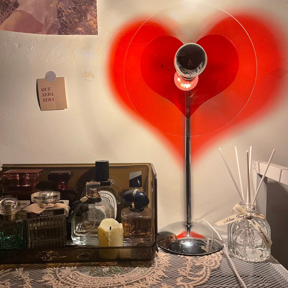 Mosrugs | LoveGlow – Elegant Table Lamp with Rechargeable LED
