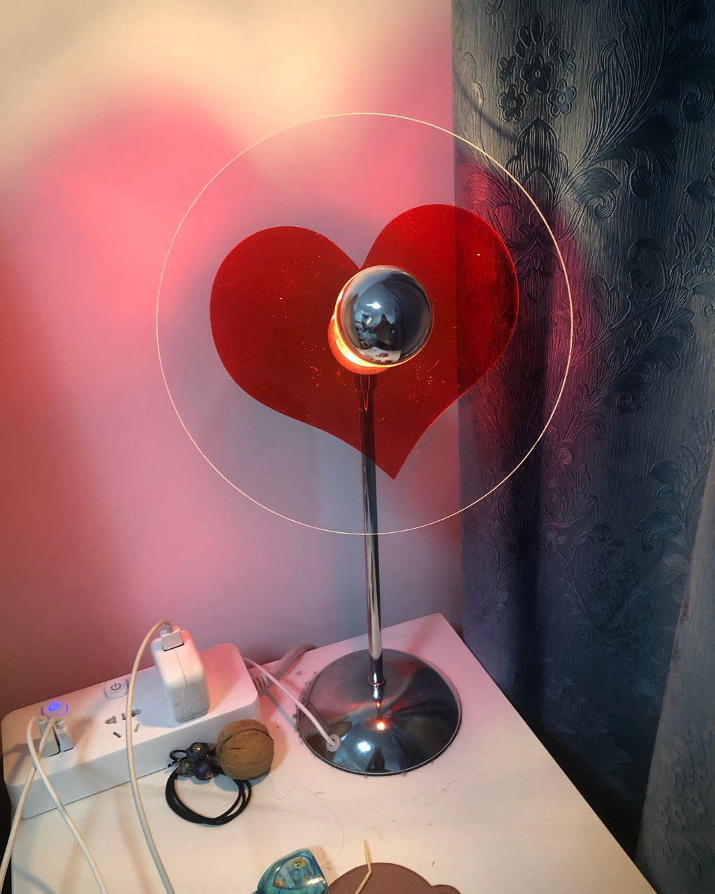 Mosrugs | LoveGlow – Elegant Table Lamp with Rechargeable LED