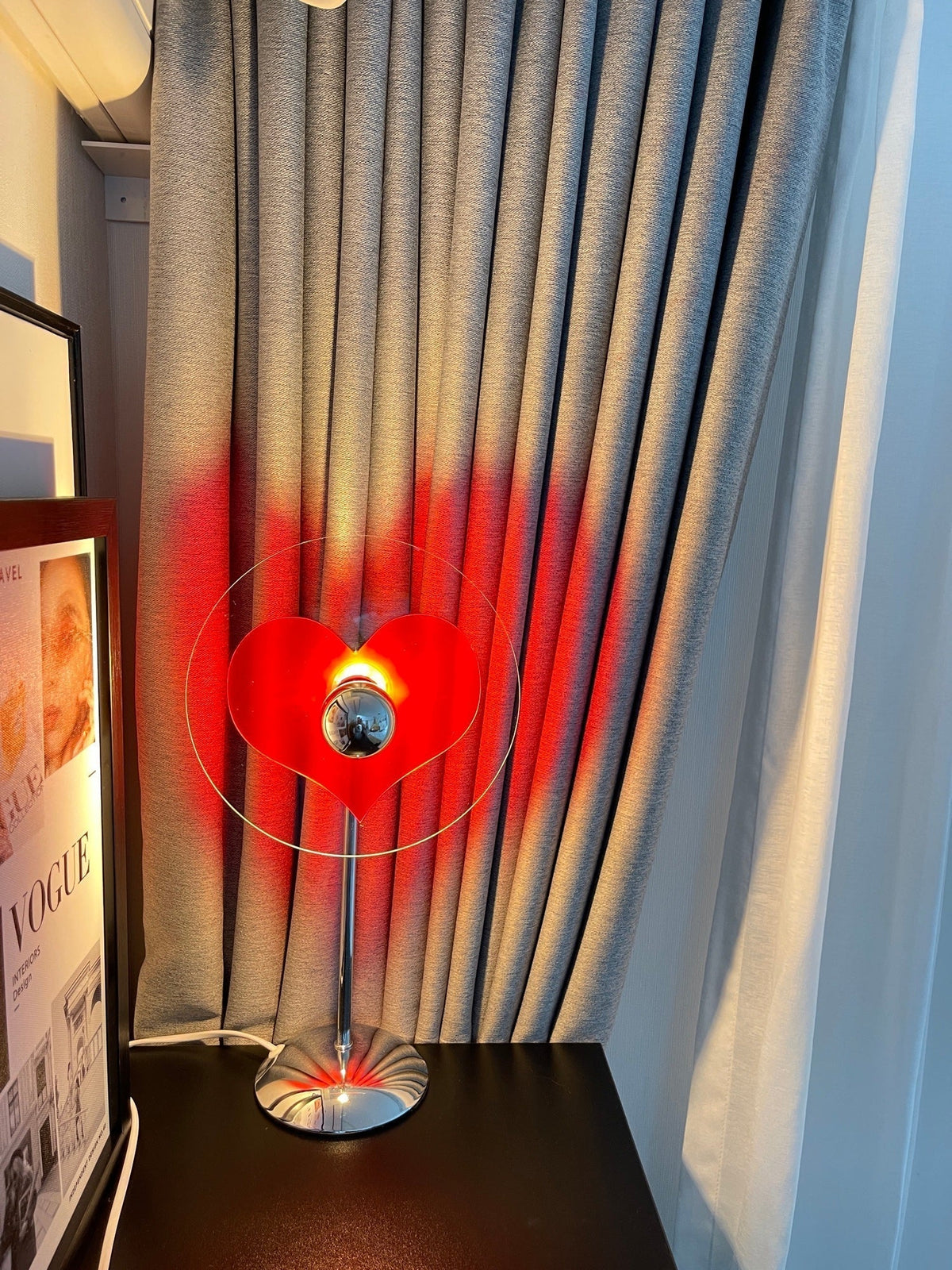 Mosrugs | LoveGlow – Elegant Table Lamp with Rechargeable LED