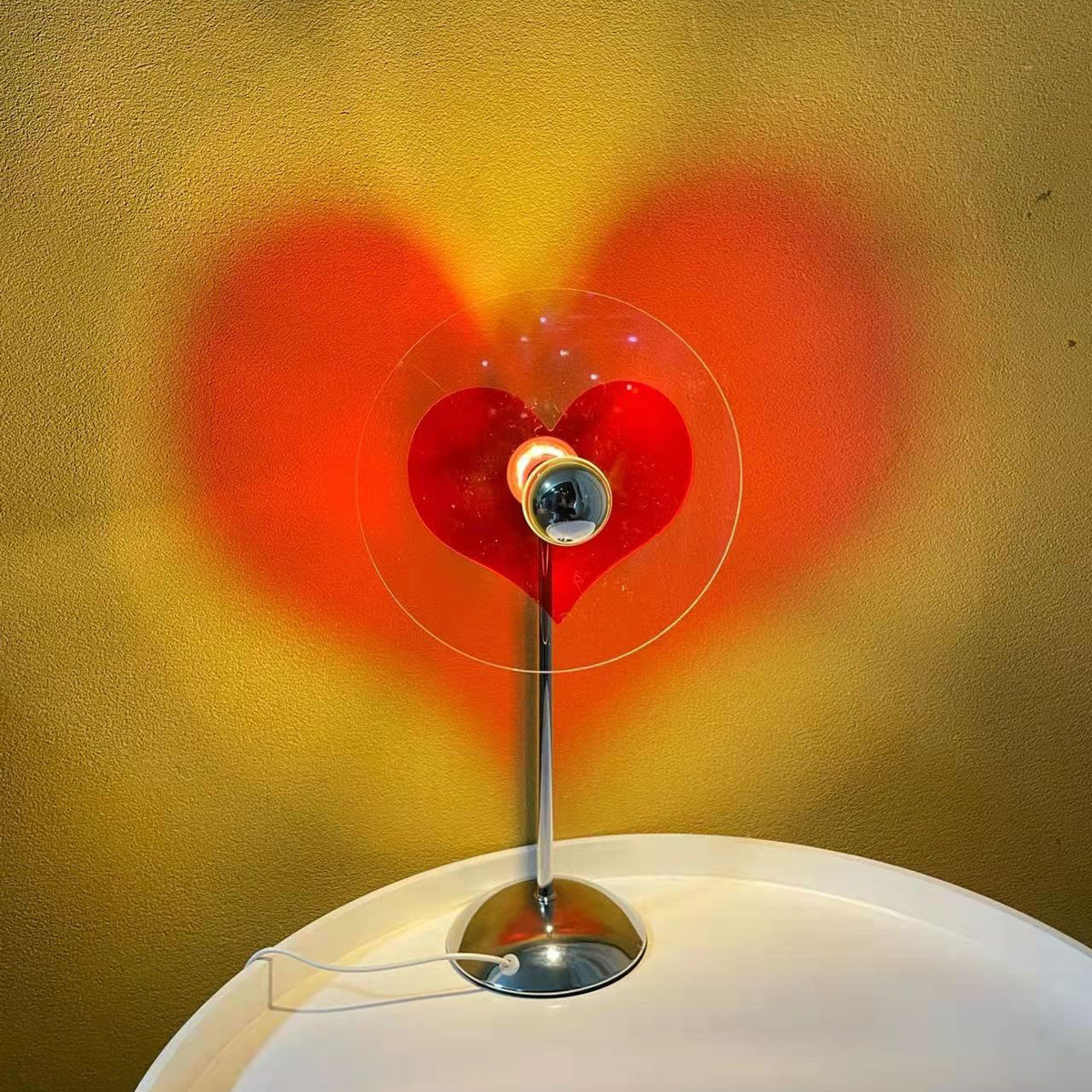 Mosrugs | LoveGlow – Elegant Table Lamp with Rechargeable LED