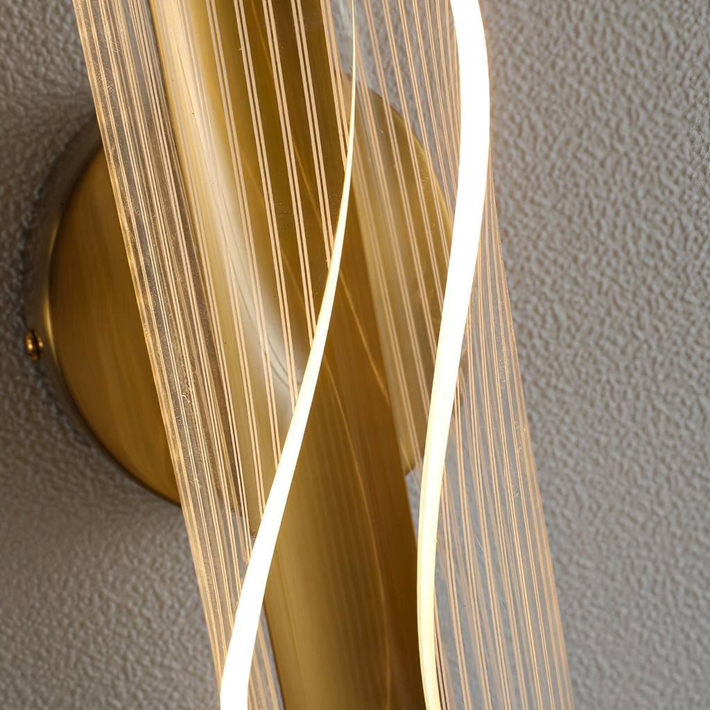 Mosrugs | CrystalAura – Sparkling Crystal Wall Light for Glamorous Touch