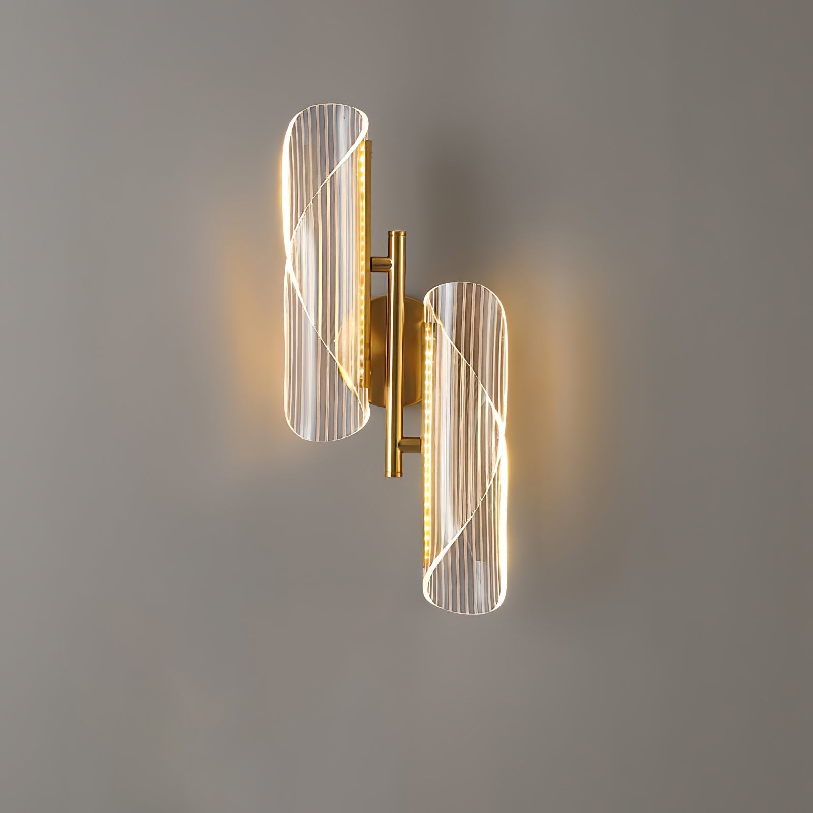 Mosrugs | CrystalAura – Sparkling Crystal Wall Light for Glamorous Touch