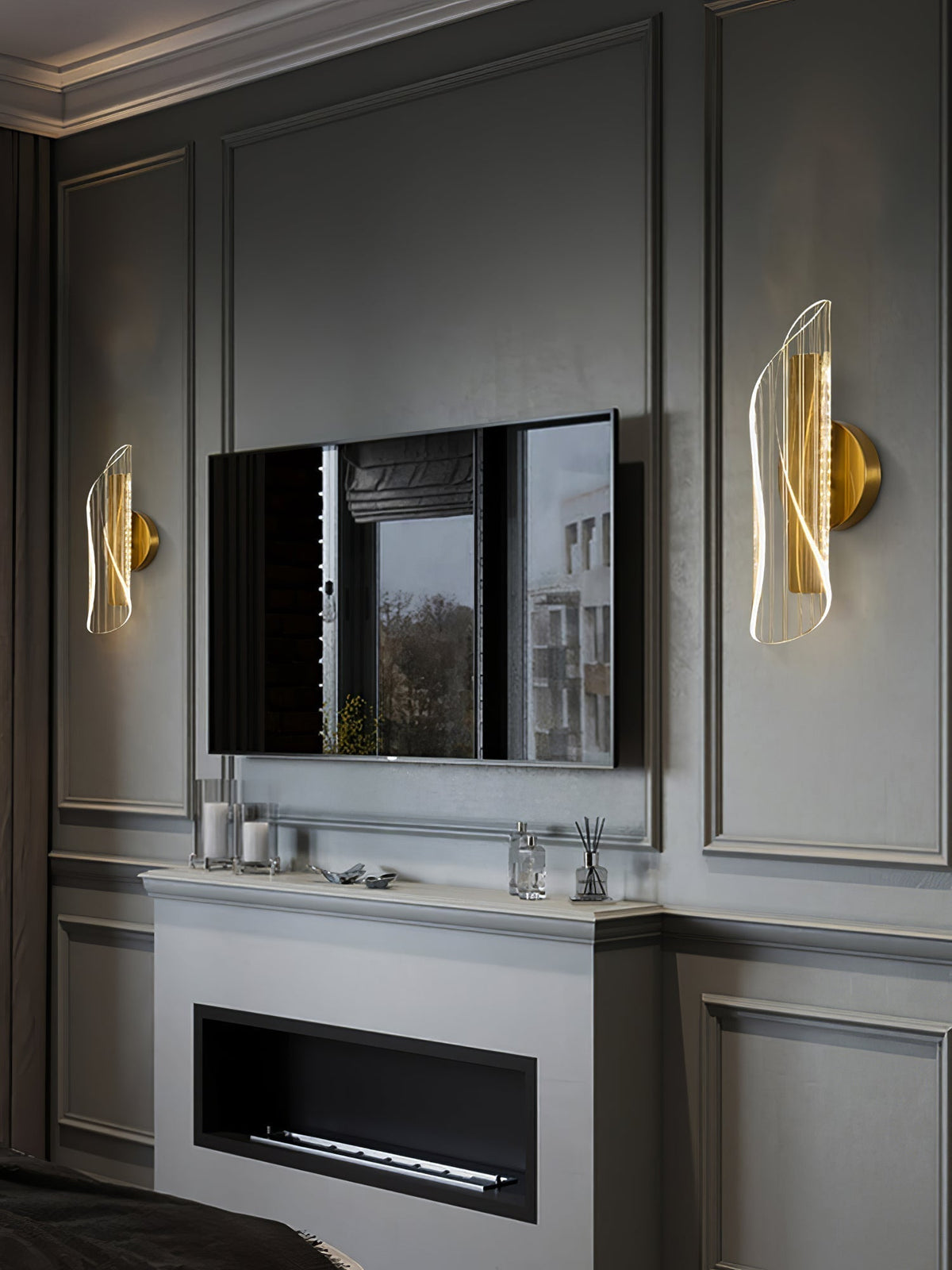 Mosrugs | CrystalAura – Sparkling Crystal Wall Light for Glamorous Touch